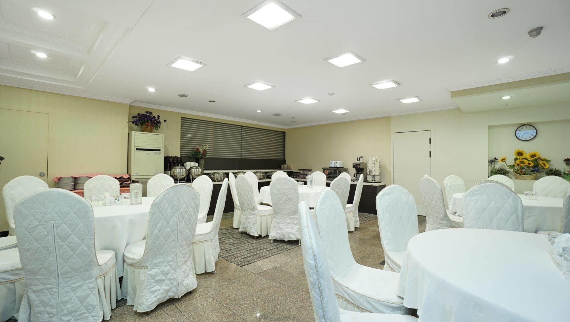 Insadong Crown Hotel Seoul Exterior foto