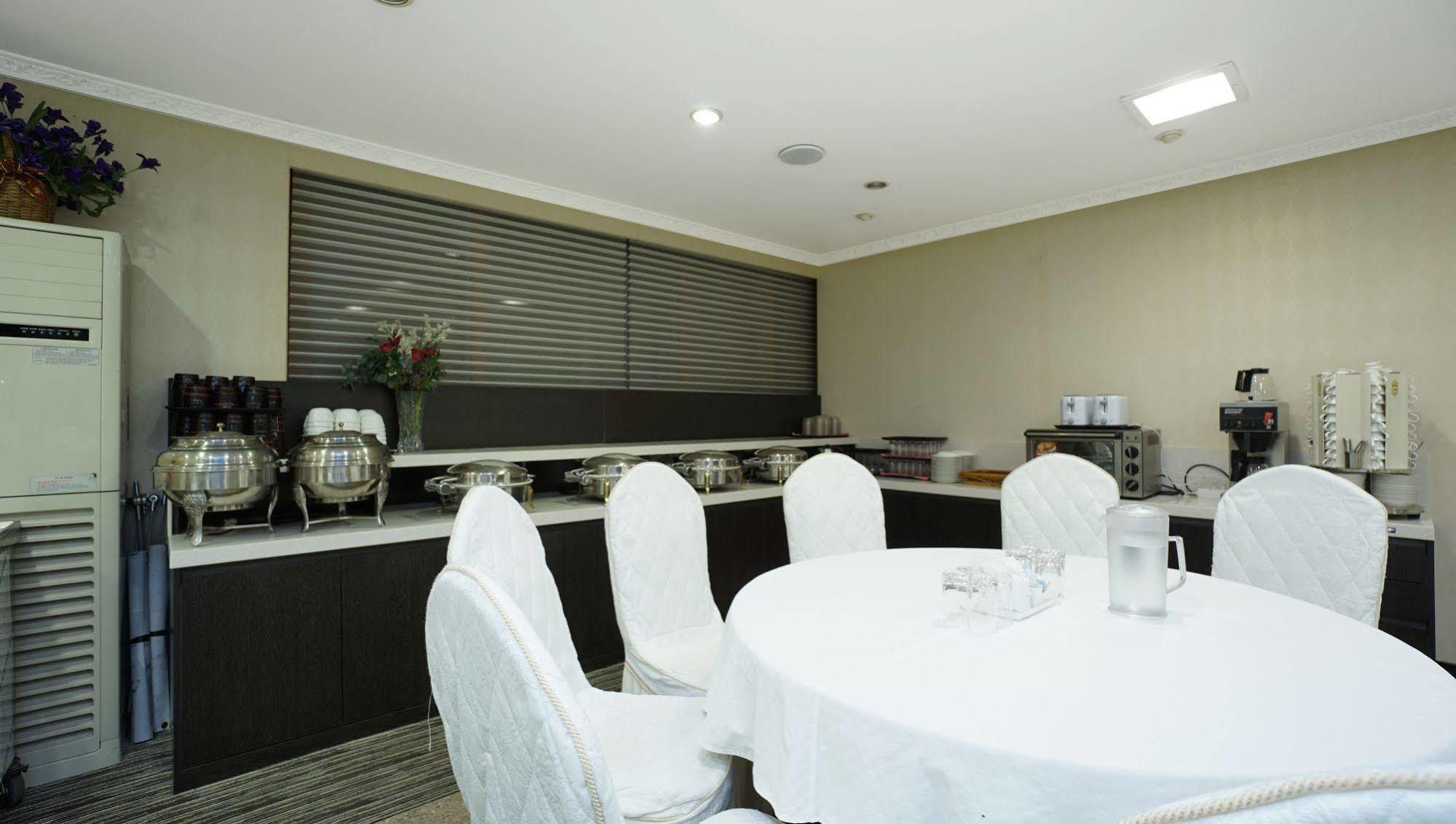 Insadong Crown Hotel Seoul Exterior foto